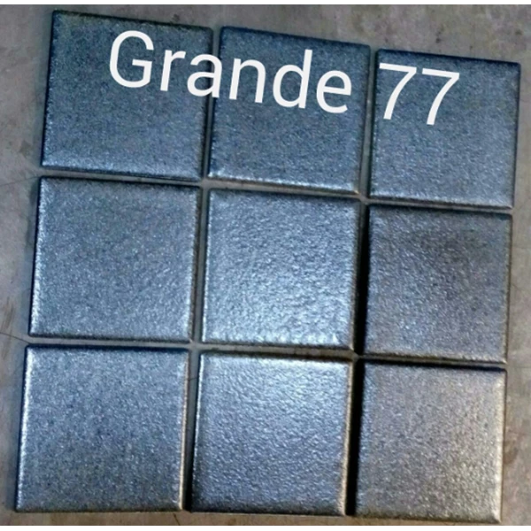  Mosaic Kolam Renang Grande 77