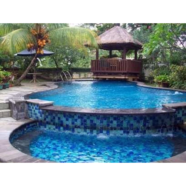 spesialist swimming pool 